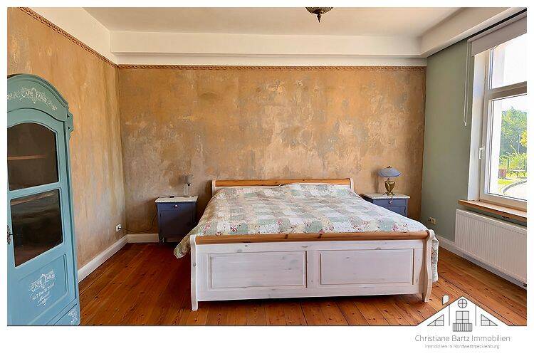 Einfamilienhaus Warin - 7 Zimmer, 200 m&sup2;, 199.750&euro; | Angebot:25660949