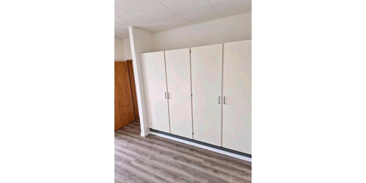 Etagenwohnung Schwerin Neumühle - 3 Zimmer, 76 m&sup2;, 850&euro; | Angebot:26199722