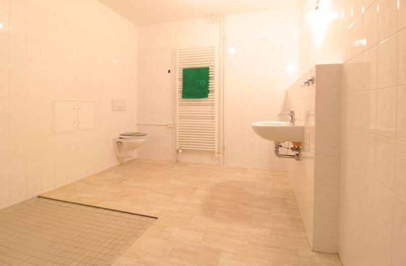 Etagenwohnung Schwerin Gartenstadt - 3 Zimmer, 98 m&sup2;, 678&euro; | Angebot:25900458