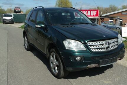 Mercedes-Benz ML 320 380.000 km 3.500 &euro; Schwerin 19057