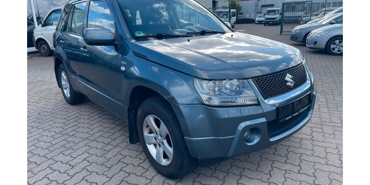 Suzuki Grand Vitara 227.992 km 2.999 € Wittenburg 19243