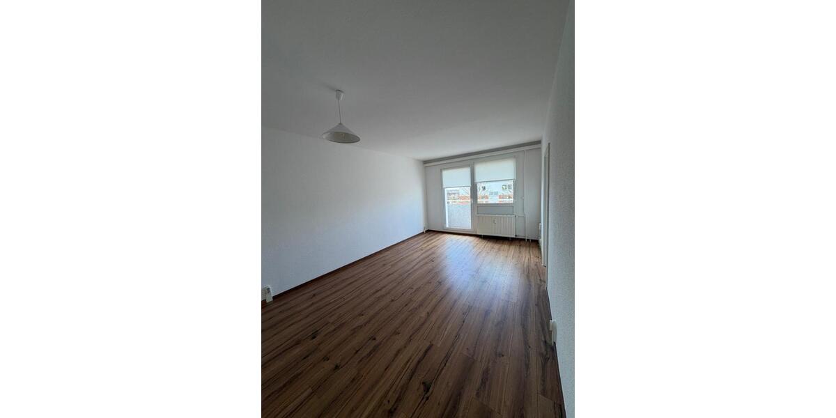 Etagenwohnung Schwerin Friedrichsthal - 2.5 Zimmer, 55 m&sup2;, 577&euro; | Angebot:25974695