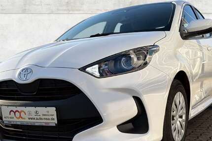 Toyota Yaris 10.135 km 20.990 &euro; Schwerin 19057