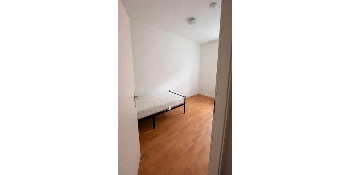 Hochparterre Wismar Altstadt - 1 Zimmer, 32 m&sup2;, 445&euro; | Angebot:26446737