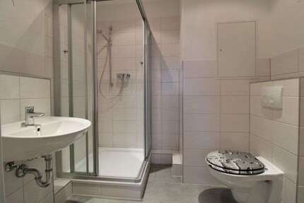 Wohnung zum Mieten in Schwerin 375 € 55 m²