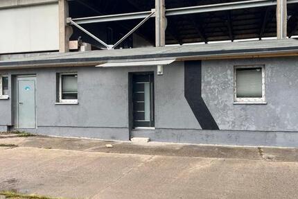 Büroraum mit Küche, 250m2 Stellplatz und vieles mehr zimmer