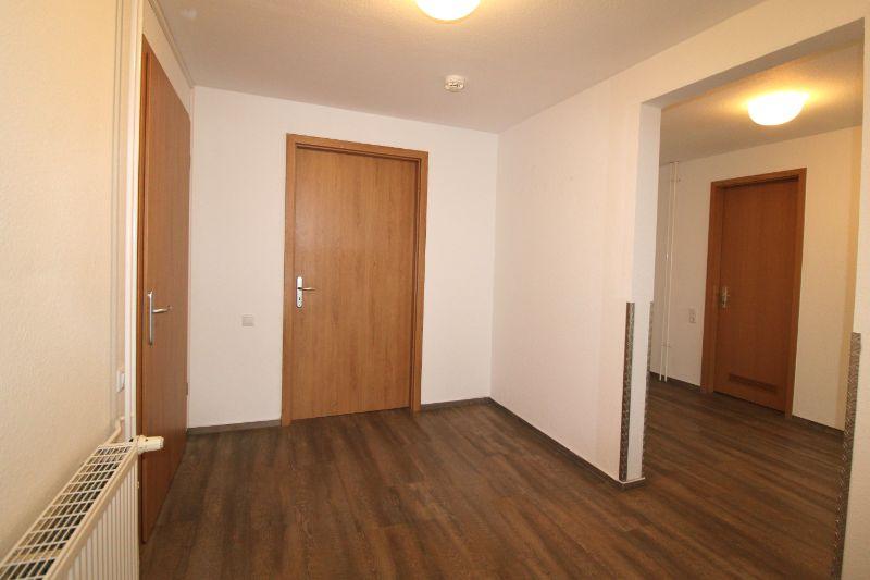 Etagenwohnung Schwerin Gartenstadt - 3 Zimmer, 98 m&sup2;, 678&euro; | Angebot:25900458