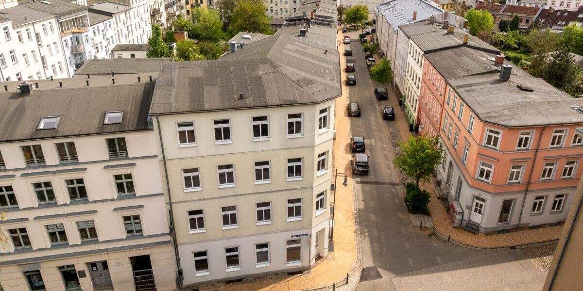 Gepflegte 2-Zimmer-Wohnung mit Tageslichtbad und neuer Küche 2 zimmer