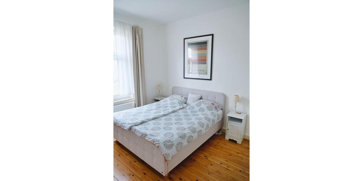 Doppelhaushälfte Schwerin - 8 Zimmer, 240 m&sup2;, 749.000&euro; | Angebot:26635578