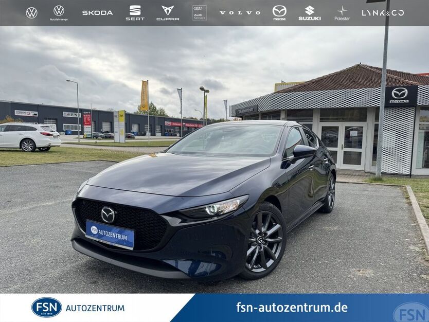 Mazda 3 7.678 km 26.480 € Wismar 23970
