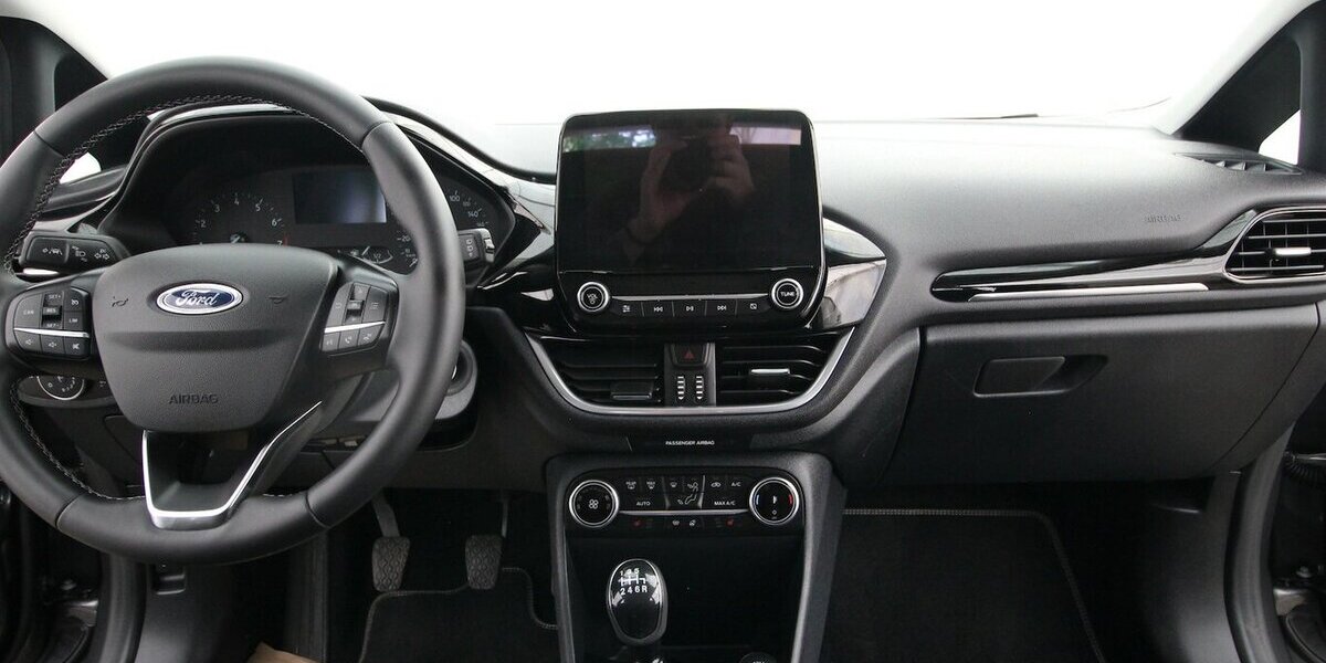 Ford Fiesta EcoBoost Titanium LED+TEMPOMAT+SITZHEIZ 67.364 km 13.500 &euro; Hagenow 19230