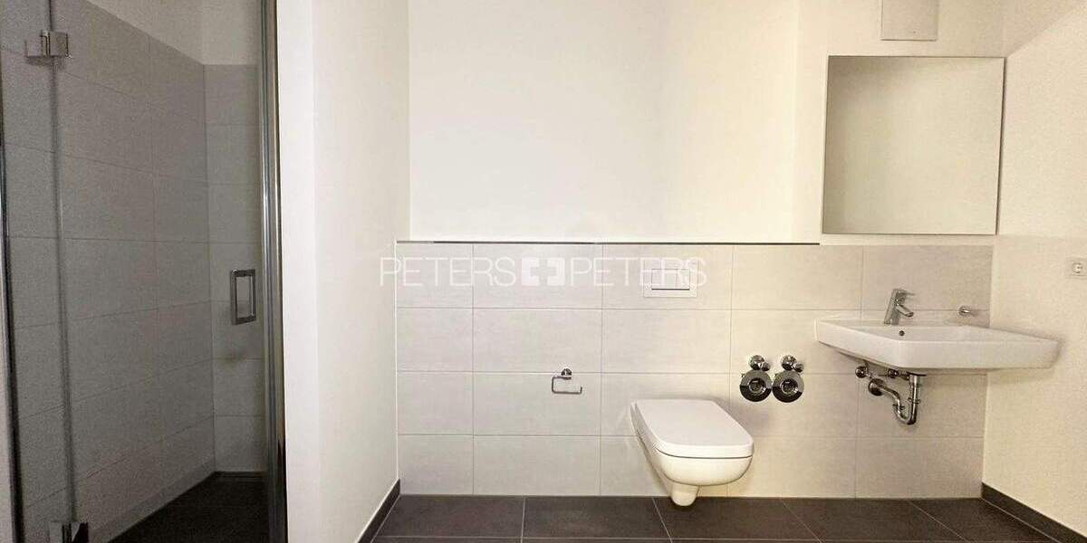 Etagenwohnung Schwerin Werdervorstadt - 2 Zimmer, 56 m&sup2;, 759&euro; | Angebot:25802011