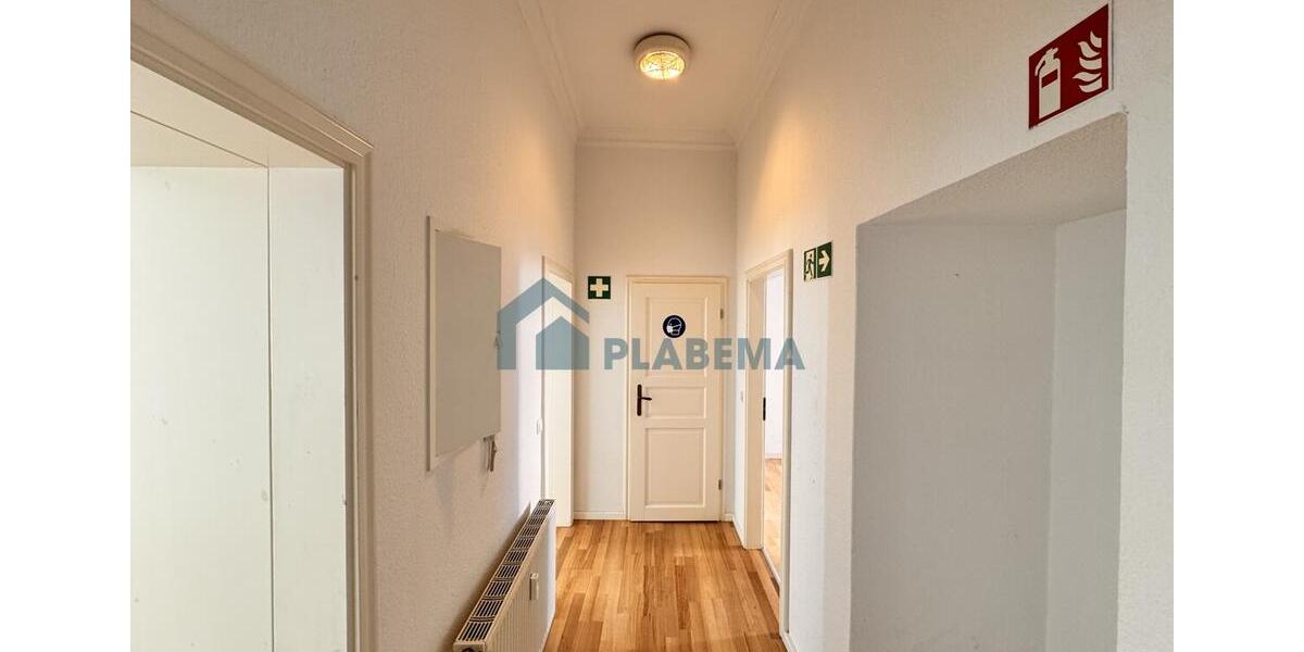 Etagenwohnung Schwerin - 4 Zimmer, 83 m&sup2;, 1.160&euro; | Angebot:26267410