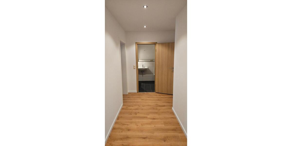 Dachgeschoßwohnung Schwerin Altstadt - 2 Zimmer, 70 m&sup2;, 490&euro; | Angebot:26698374