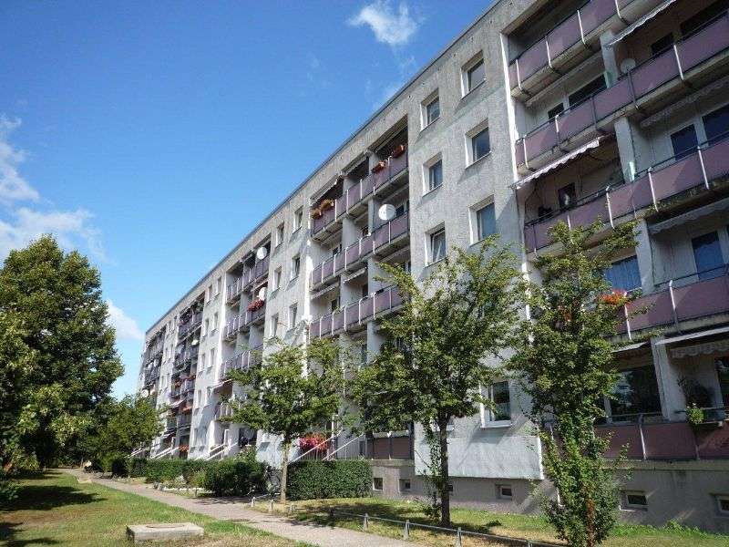 Wohnung zum Mieten in Schwerin 448 € 70.46 m²