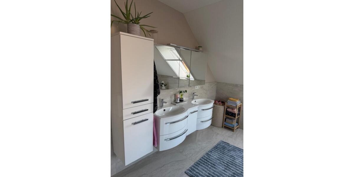 Einfamilienhaus Schwerin Friedrichsthal - 7 Zimmer, 240 m&sup2;, 780.000&euro; | Angebot:25790586