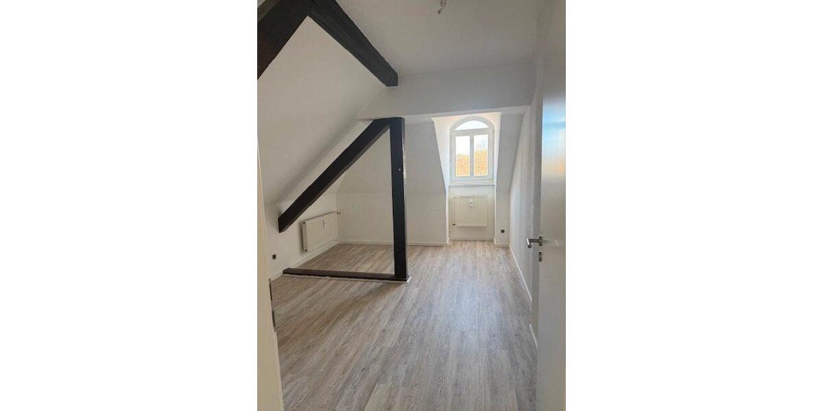 Dachgeschoßwohnung Pinnow - 2 Zimmer, 50 m&sup2;, 422&euro; | Angebot:26461662