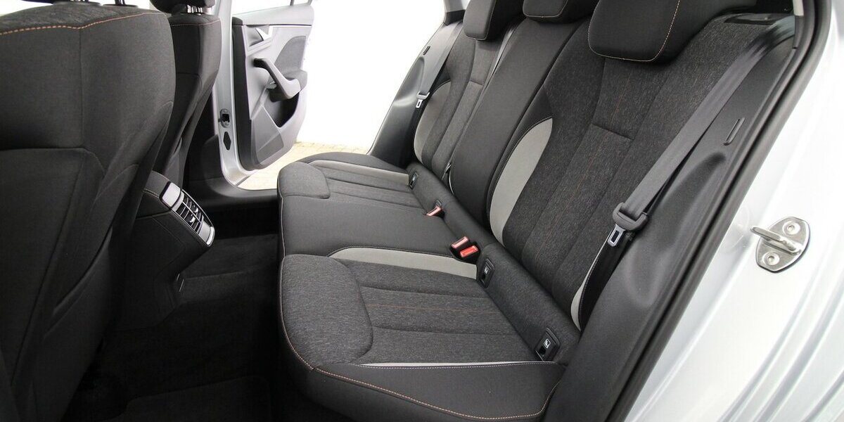 Skoda Kamiq TSI OPF DSG Style Plus NAVI+LED+ACC+ALU17 24.236 km 20.900 &euro; Hagenow 19230
