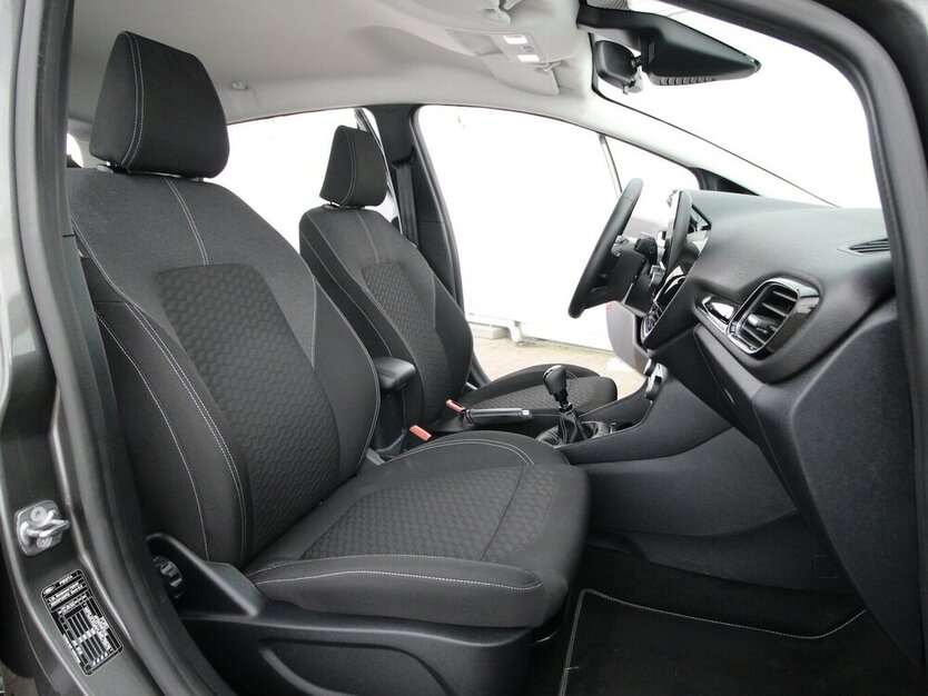 Ford Fiesta EcoBoost Titanium LED+TEMPOMAT+SITZHEIZ 67.364 km 13.500 € Hagenow 19230