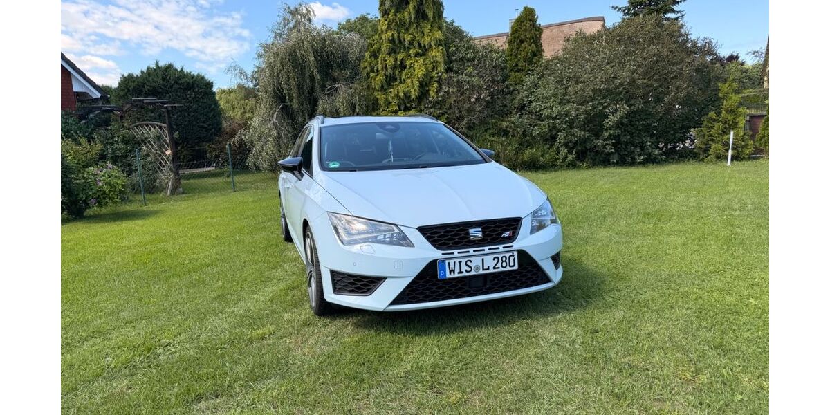 Seat Leon 140.000 km 14.000 &euro; Wismar 23966