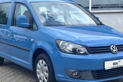 VW Caddy 163.000 km 8.950 &euro; Bandenitz 19230