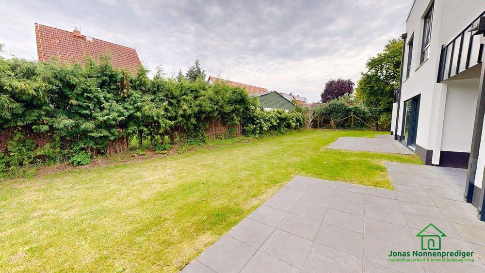 Modernes Reihenendhaus mit Garage zum Erstbezug - 3 Geschosse 6 zimmer