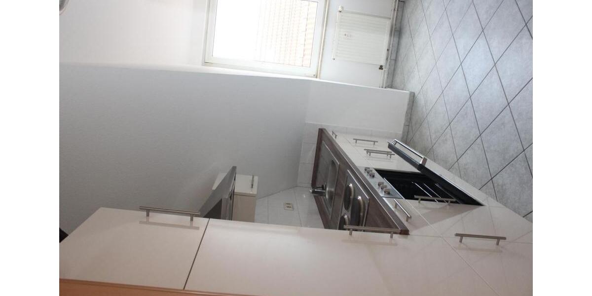 Dachgeschoßwohnung Hagenow - 4 Zimmer, 85 m&sup2;, 590&euro; | Angebot:25868132