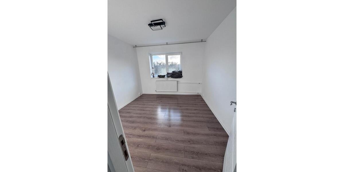Etagenwohnung Schwerin Mueß - 3 Zimmer, 60 m&sup2;, 571&euro; | Angebot:26197015