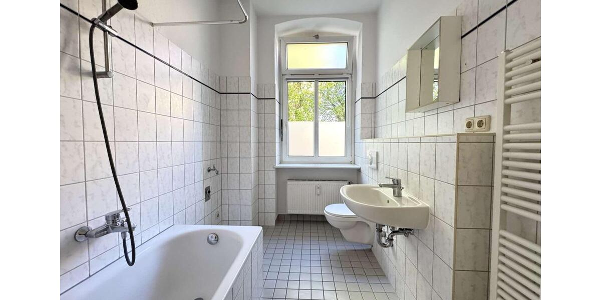 Hochparterre Schwerin - 1 Zimmer, 45 m&sup2;, 450&euro; | Angebot:26611885