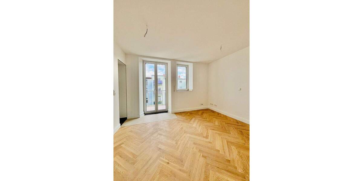 Etagenwohnung Schwerin Paulsstadt - 3 Zimmer, 72 m&sup2;, 950&euro; | Angebot:25565822