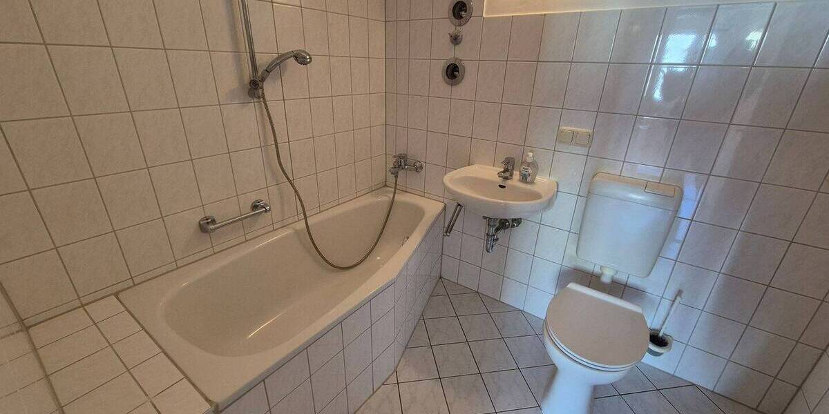 Etagenwohnung Crivitz - 2 Zimmer, 49 m&sup2;, 49.000&euro; | Angebot:26388363