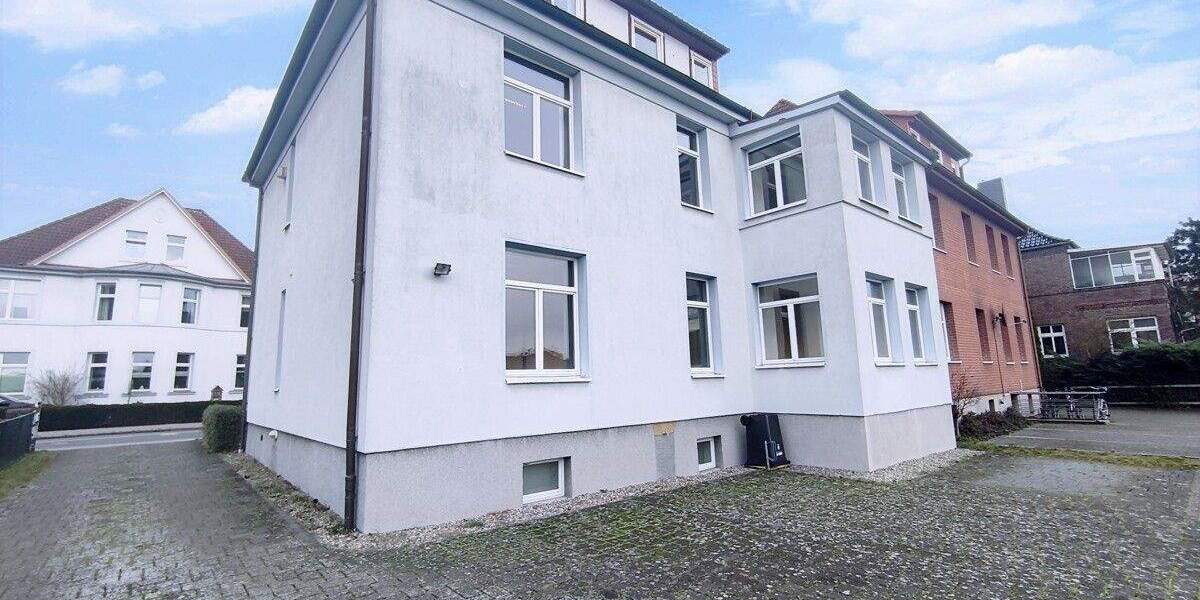 Mehrfamilienhaus, Wohnhaus Hagenow - 9 Zimmer, 260 m&sup2;, 265.000&euro; | Angebot:25674811