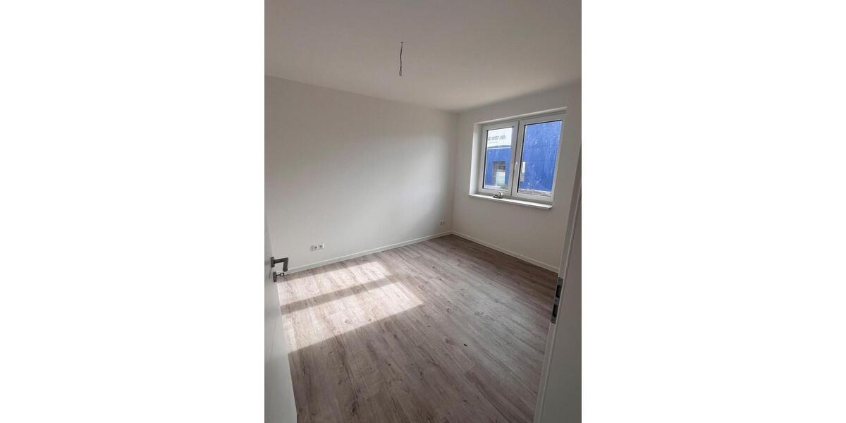 Etagenwohnung Dorf Mecklenburg - 2 Zimmer, 55 m&sup2;, 612&euro; | Angebot:26662997