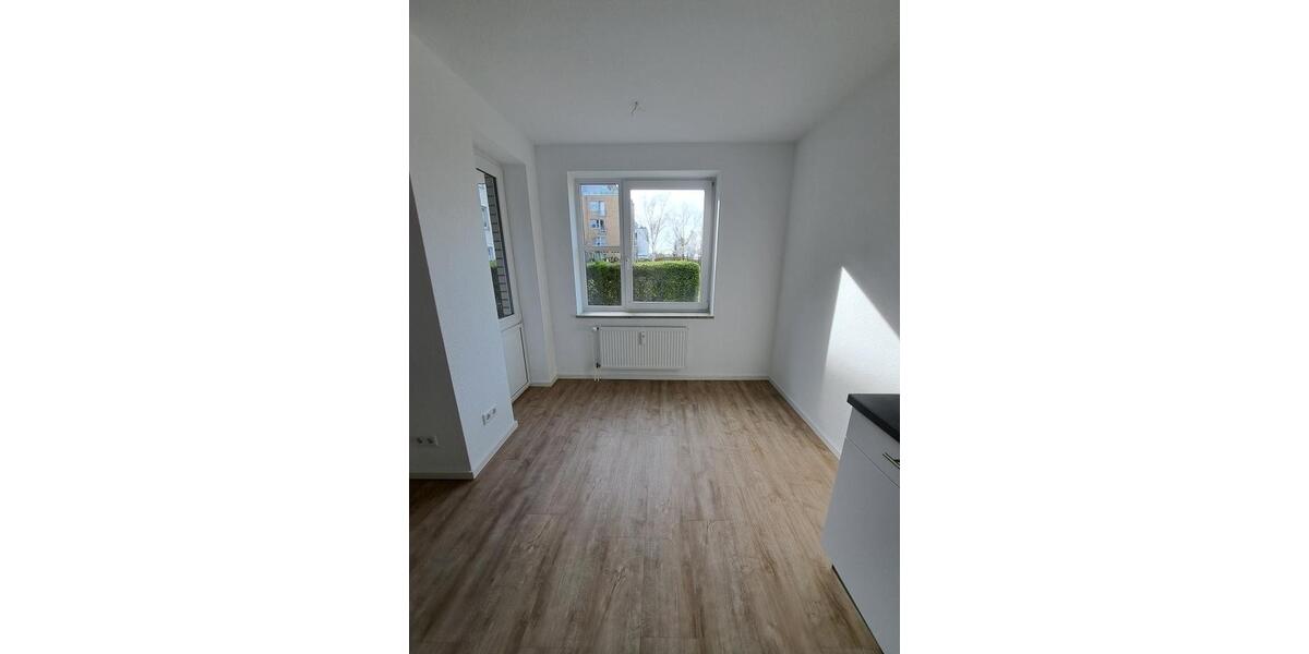 Erdgeschoßwohnung Schwerin Altstadt - 1 Zimmer, 43 m&sup2;, 510&euro; | Angebot:25547095