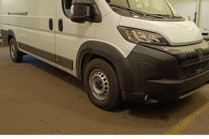 Peugeot Boxer 10.850 km 27.999 &euro; Wildau 15745