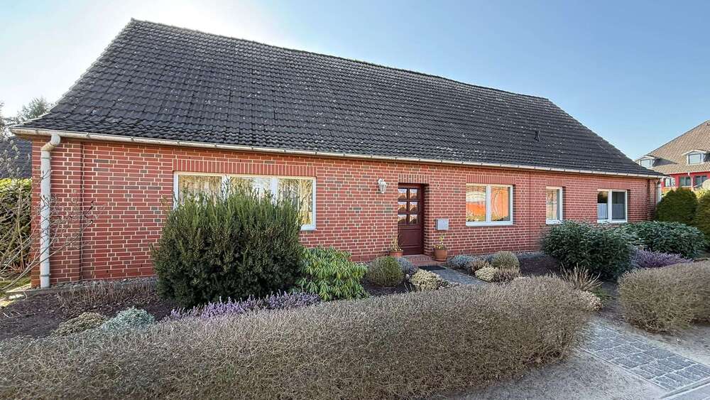 Einfamilienhaus Plate - 5 Zimmer, 147 m&sup2;, 249.000&euro; | Angebot:25822516