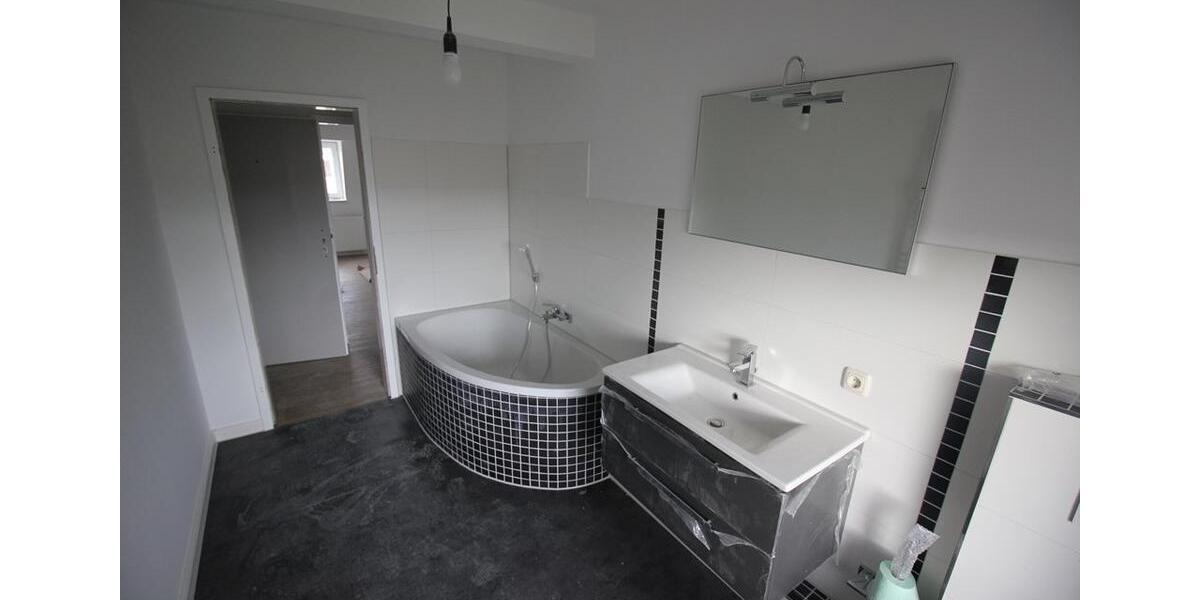 Erdgeschoßwohnung Schwerin - 2 Zimmer, 55 m&sup2;, 510&euro; | Angebot:26301606