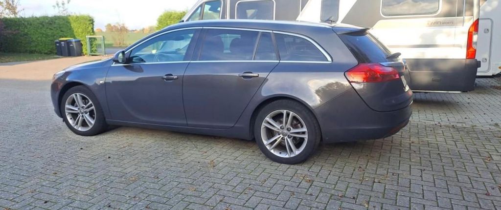 Opel Insignia 172.000 km 7.400 &euro; Crivitz 19089