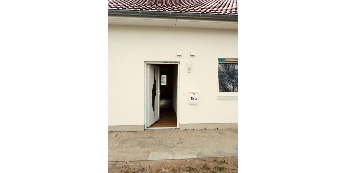 Erdgeschoßwohnung Crivitz - 2 Zimmer, 60 m&sup2;, 411&euro; | Angebot:26675542