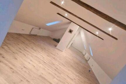 Bobitz Lichtdurchflutete & großzügige 70 m² DG-Wohnung mit Einbauküche, Stellplätzen & Haustieren willkommen – ruhig in DambeckBobitz 1 zimmer