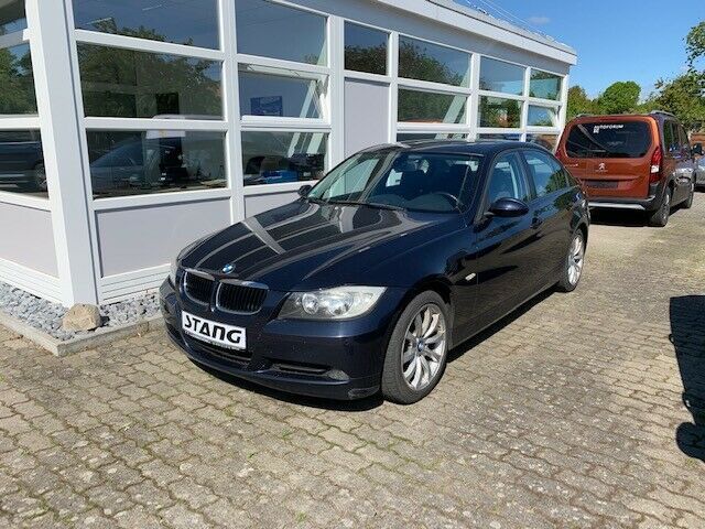 BMW 318 275.000 km 5.890 &euro; Neustadt-Glewe 19306