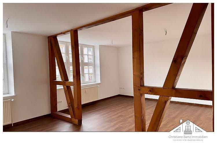 Etagenwohnung Wismar Altstadt - 2 Zimmer, 87 m&sup2;, 872&euro; | Angebot:24040573