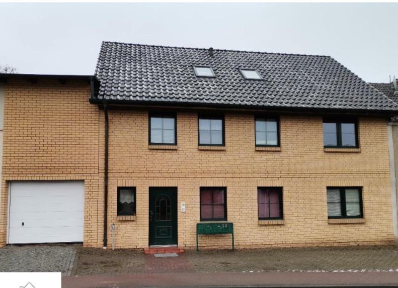 Mehrfamilienhaus, Wohnhaus Brüel - 5 Zimmer, 170 m&sup2;, 1.299&euro; | Angebot:25919804