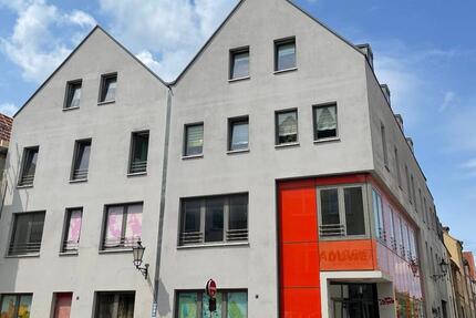 Wohnung Wismar Altstadt - 4 Zimmer, 129 m&sup2;, 1.050&euro; | Angebot:26346386
