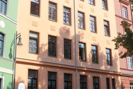 Wohnung Schwerin - 2 Zimmer, 53 m&sup2;, 460&euro; | Angebot:26934605