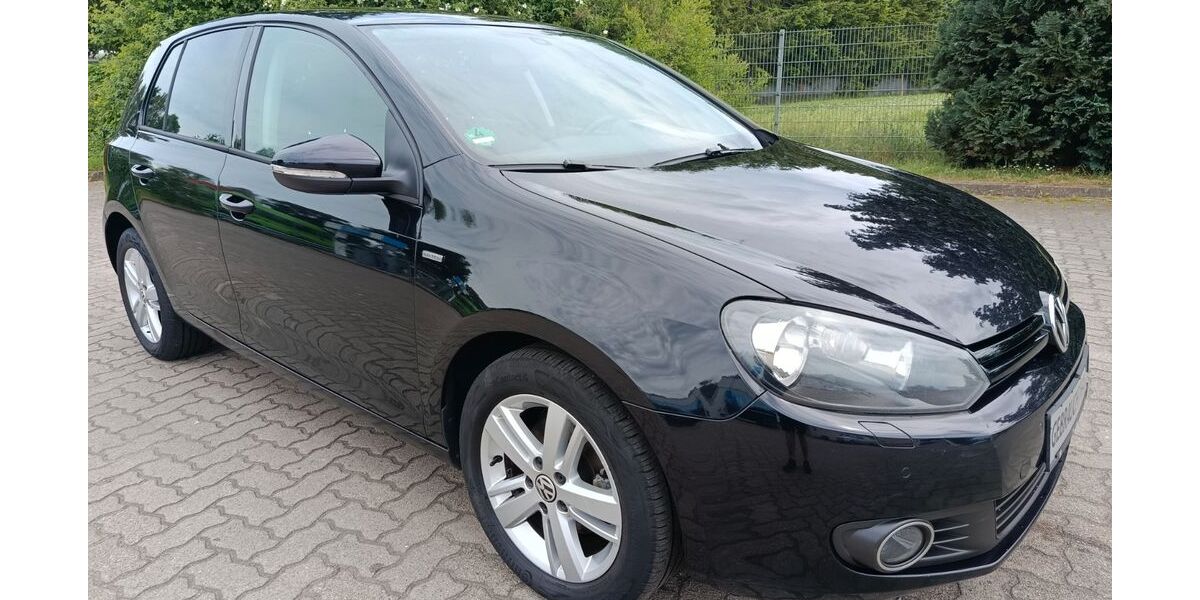 VW Golf 190.231 km 4.999 &euro; Bandenitz 19230