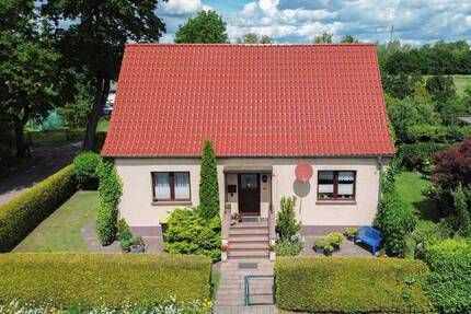 Haus Hagenow - 2 Zimmer, 85.000&euro; | Angebot:26879619