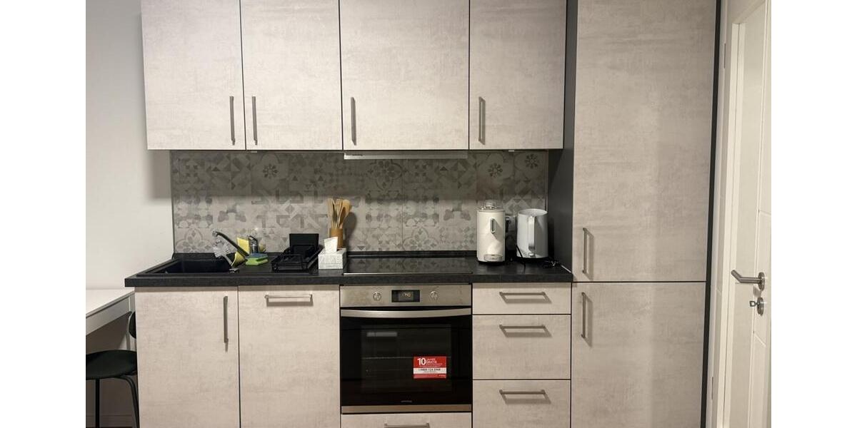 Erdgeschoßwohnung Schwerin - 1 Zimmer, 32 m&sup2;, 500&euro; | Angebot:21813084