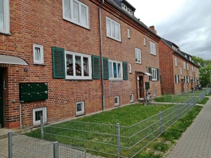 Etagenwohnung Schwerin Lewenberg - 2 Zimmer, 40 m&sup2;, 465&euro; | Angebot:26391167