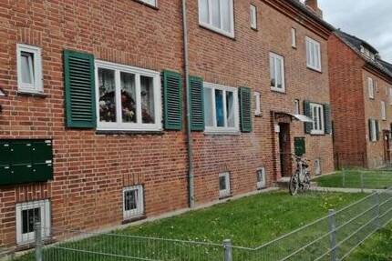 Wohnung Schwerin Lewenberg - 2 Zimmer, 40 m&sup2;, 465&euro; | Angebot:26391167